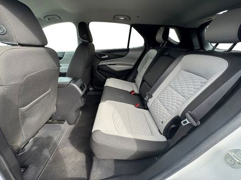 Used 2019 Chevrolet Equinox LS w/ LS Convenience Package image 13