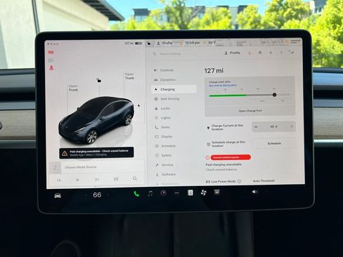 Used 2024 Tesla Model Y Long Range AWD/4WD image 18