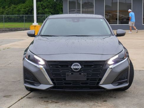 Used 2023 Nissan Altima 2.5 S FWD image 22