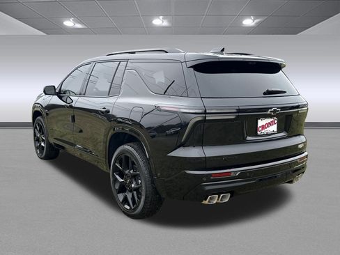 New 2026 Chevrolet Traverse RS w/ LPO, Floor Liner Package image 5