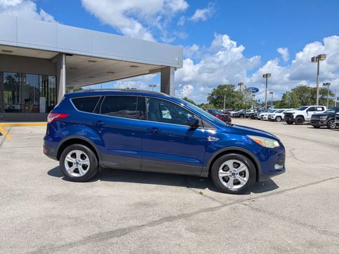 Used 2014 Ford Escape SE w/ Equipment Group 201A AWD/4WD image 3