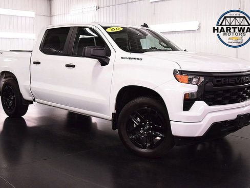 Used 2023 Chevrolet Silverado 1500 Custom w/ LPO, Dark Essentials Package AWD/4WD image 1