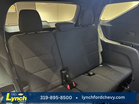 Used 2024 Chevrolet Traverse Z71 AWD/4WD image 20