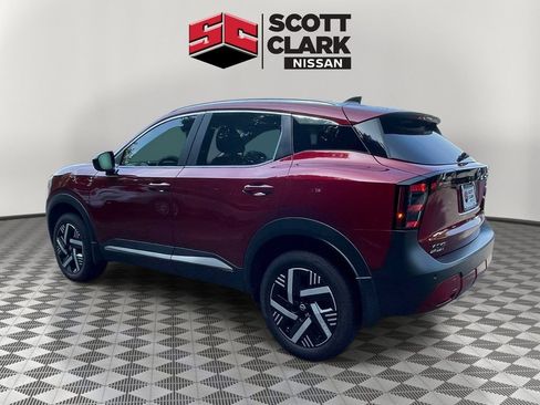 Used 2026 Nissan Kicks SV FWD image 4