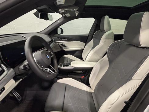 New 2026 BMW X2 xDrive28i w/ Technology Package AWD/4WD image 12
