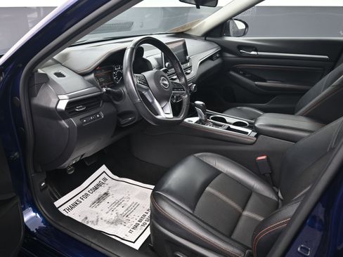 Used 2023 Nissan Altima 2.5 SR image 17