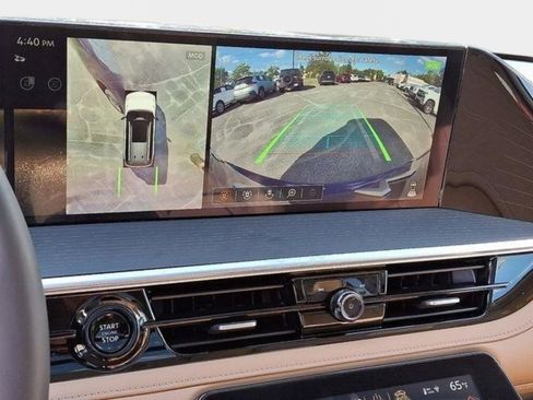 Used 2025 INFINITI QX80 Sensory image 22