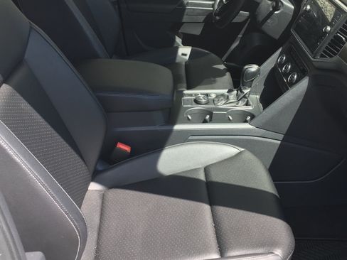 Used 2019 Volkswagen Atlas SE w/ Towing Package AWD/4WD image 7