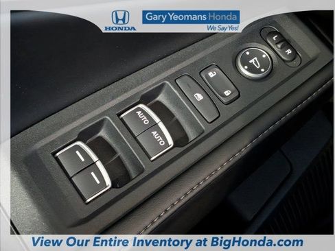 Used 2023 Honda Accord Sport image 25