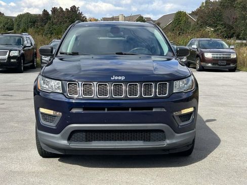 Used 2018 Jeep Compass Sport image 7