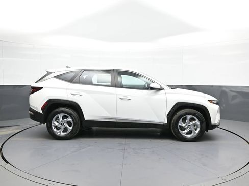 Certified 2023 Hyundai Tucson SE image 5