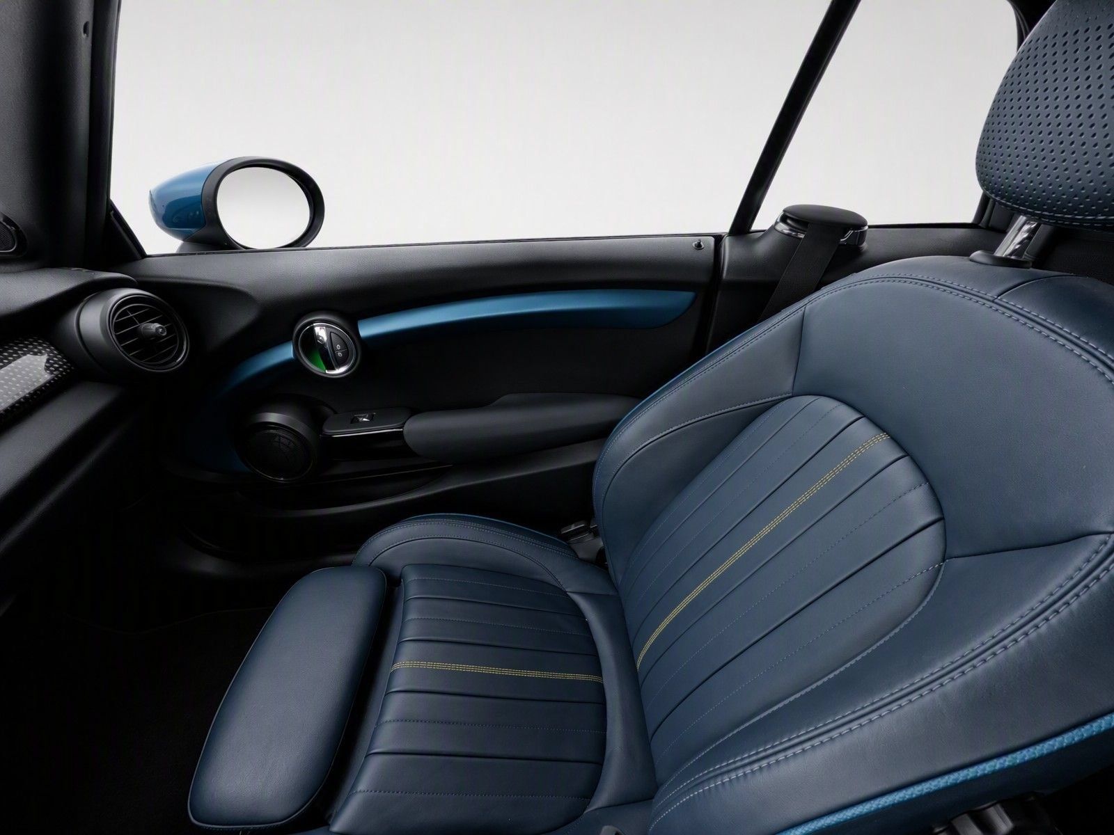 Used 2021 MINI Cooper S w/ Sidewalk Package FWD image 14