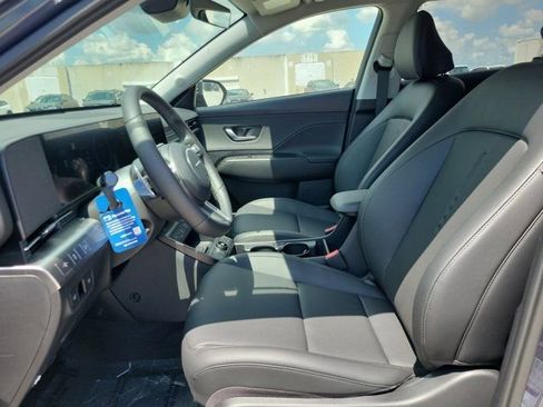 New 2026 Hyundai Kona Limited FWD image 9