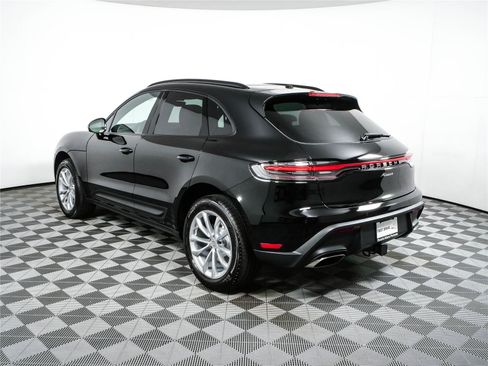 Certified 2026 Porsche Macan Turbo AWD/4WD image 3