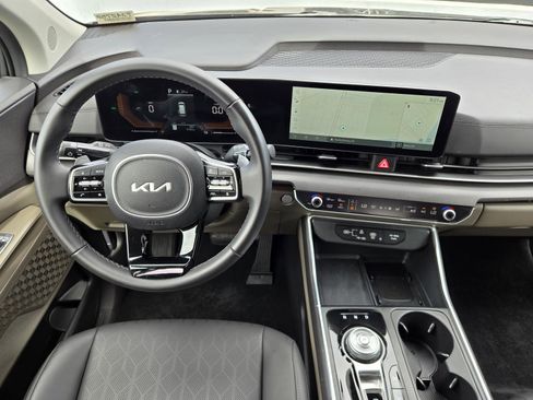 Used 2026 Kia Carnival EX FWD image 6