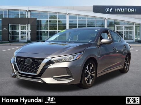 Used 2021 Nissan Sentra SV FWD image 1