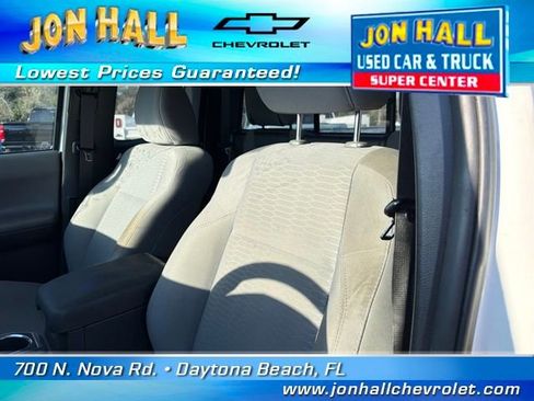 Used 2017 Toyota Tacoma 4x4 Access Cab image 18