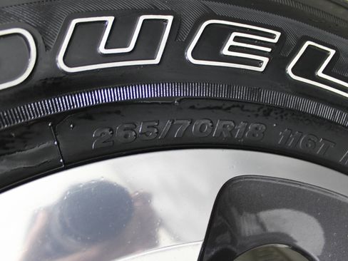 Used 2018 Jeep Wrangler Unlimited Sahara image 27