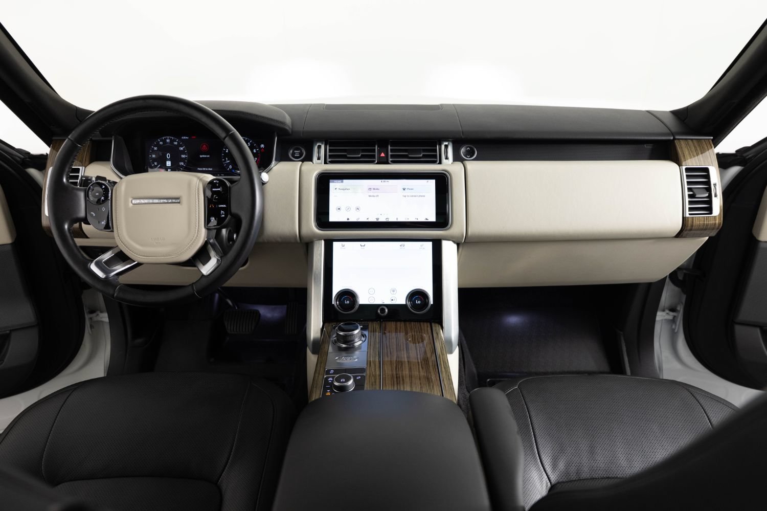 Used 2019 Land Rover Range Rover Long Wheelbase Supercharged AWD/4WD image 37