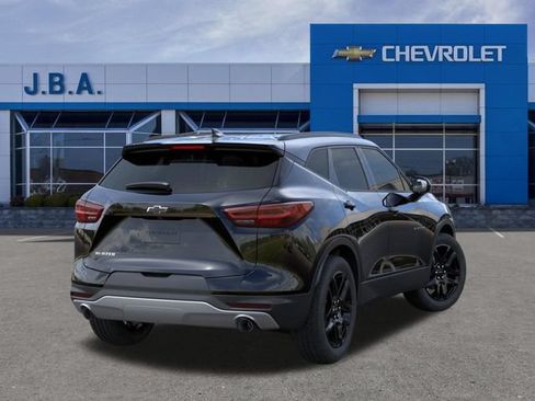 New 2026 Chevrolet Blazer LT w/ Convenience Package FWD image 4