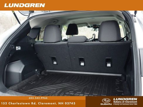 Used 2024 Subaru Crosstrek 2.0i Premium image 22