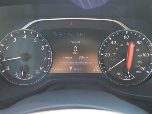 Used 2023 Nissan Titan SV w/ SV Convenience Package AWD/4WD image 27