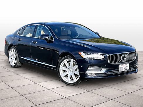 Used 2017 Volvo S90 T6 Inscription w/ Vision Package image 2