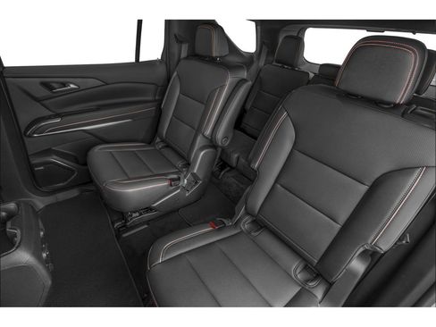 New 2025 Chevrolet Traverse Z71 w/ Enhanced Driving Package image 36