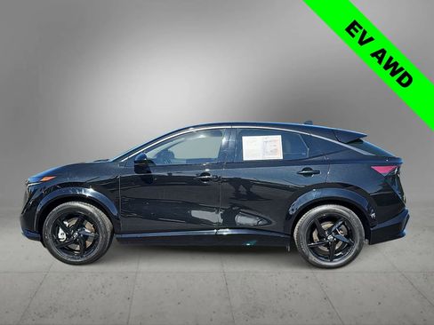 Used 2023 Nissan Ariya AWD image 5