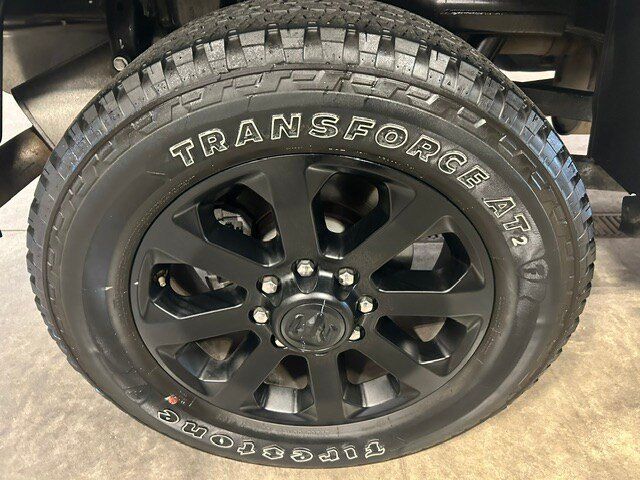 Used 2024 RAM 2500 Big Horn w/ Night Edition AWD/4WD image 19