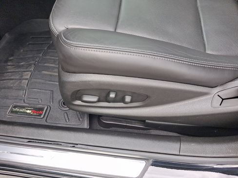 Used 2017 Cadillac CTS Luxury RWD image 12