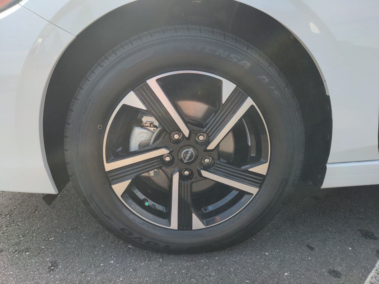 Used 2025 Nissan Sentra SV FWD image 47