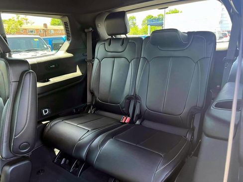 Used 2024 Jeep Grand Cherokee L Limited AWD/4WD image 17
