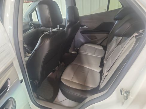 Used 2016 Buick Encore Premium image 13
