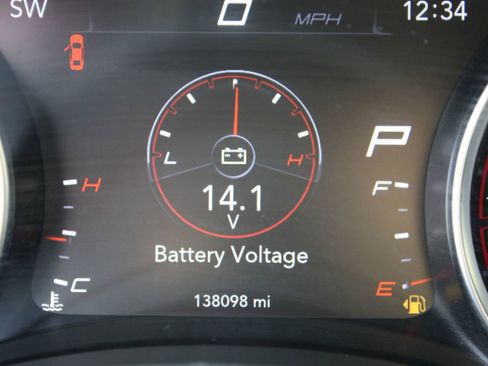 Used 2018 Dodge Charger R/T w/ Plus Group image 26