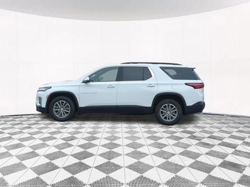 Used 2023 Chevrolet Traverse LT AWD/4WD image 2