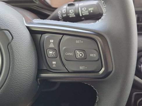 Certified 2026 Jeep Wrangler Unlimited Sport AWD/4WD image 37