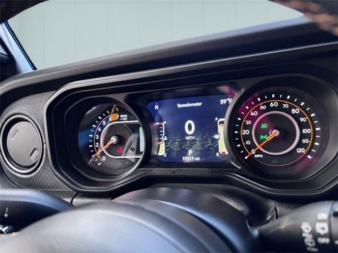 Used 2024 Jeep Wrangler Unlimited Rubicon 392 image 15