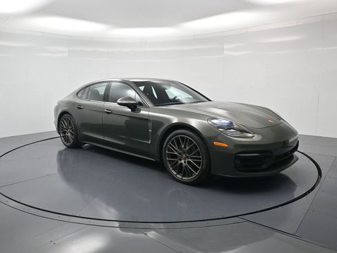 Certified 2023 Porsche Panamera Platinum Edition RWD image 32