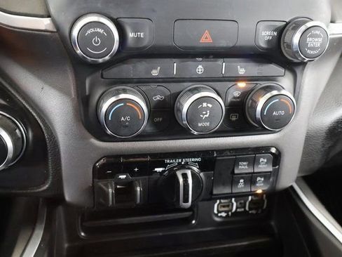 Used 2021 RAM 1500 Big Horn image 18