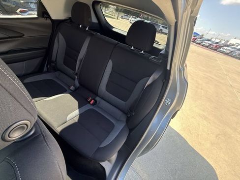 Used 2025 Chevrolet TrailBlazer LT FWD image 26
