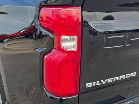 Used 2020 Chevrolet Silverado 1500 High Country w/ Trailer Camera Package image 34