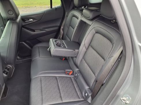 Used 2025 Chevrolet Equinox LT w/ Convenience Package II AWD/4WD image 39
