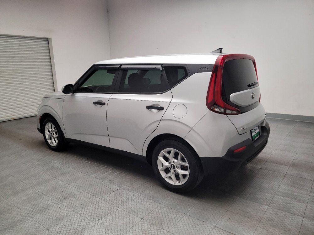 Used 2020 Kia Soul S FWD image 3