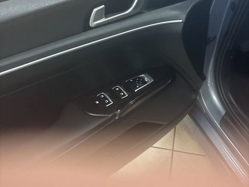 Used 2023 Kia K5 LXS image 36