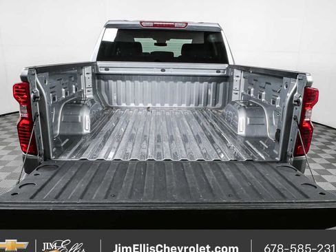 Certified 2025 Chevrolet Silverado 1500 LT image 29