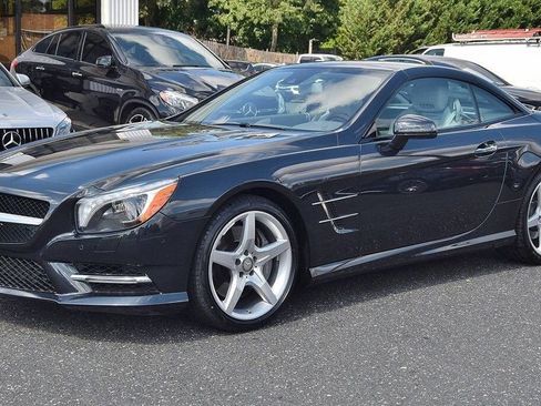 Used 2013 Mercedes-Benz SL 550 image 3