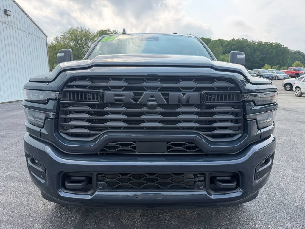 Used 2025 RAM 2500 Big Horn AWD/4WD image 2