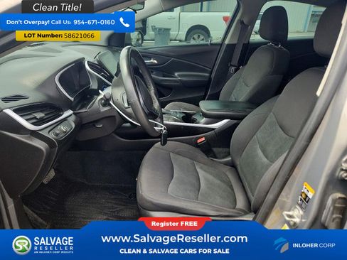 Used 2017 Chevrolet Volt LT FWD image 9