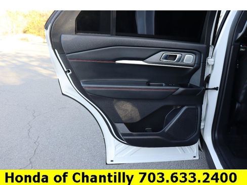 Used 2025 Ford Explorer ST w/ Sun And Sound Package image 22